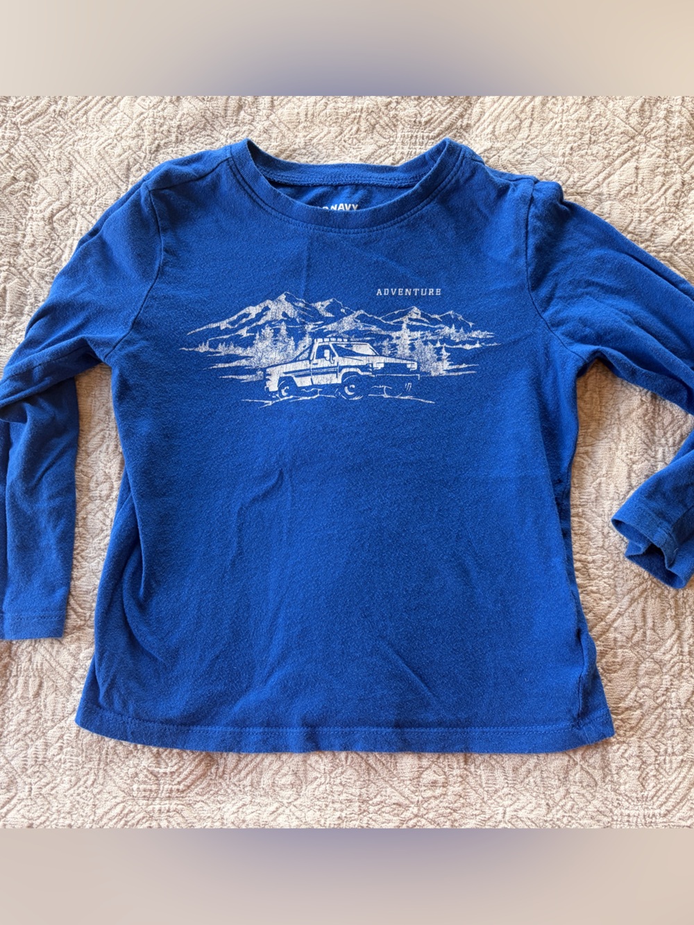 Old Navy Toddler Boys 5T Blue Adventure tee